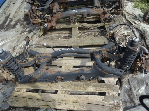 Задня балка підвіски outlander iii 2.2