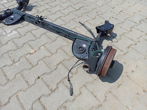 Задня балка підвіски dacia sandero ii