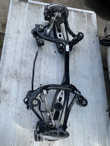 8W0505235AP 8W0513028BE - Підвісний пучок задній audi a4 b9 8w a5 f5