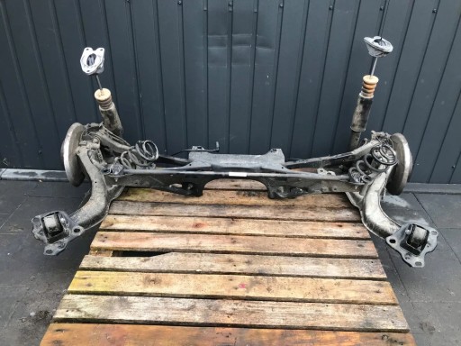 Задня підвіска права сторона bmw 2 f45 f46