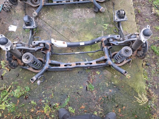 02 - Задня підвіска задня балка vw golf vii універсал 5q0505315h