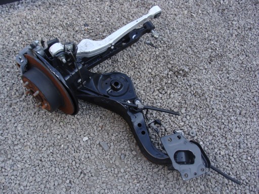 Задня підвіска права qashqai j10 2wd !!!