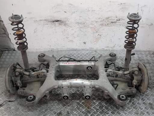 Задня підвіска задня bmw f10 2.0 d