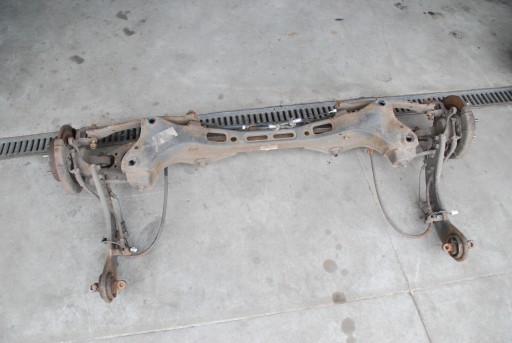 7844 - Задня підвіска kia sportage iii 1.7 crdi