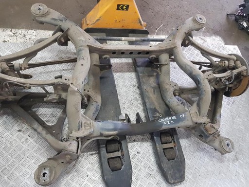 Задня підвіска задня porsche cayenne та 7l5 gts 4.8