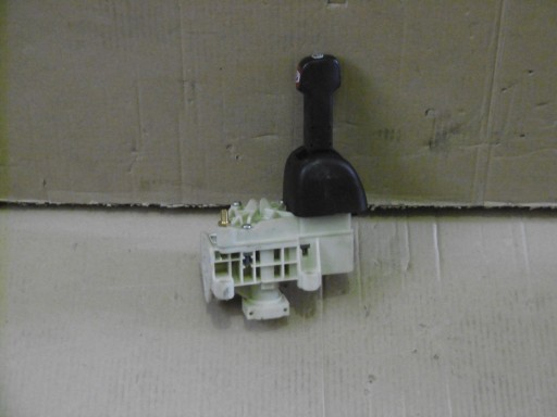 КЛАПАН РУЧНОГО ТОРМОЗА SCANIA R