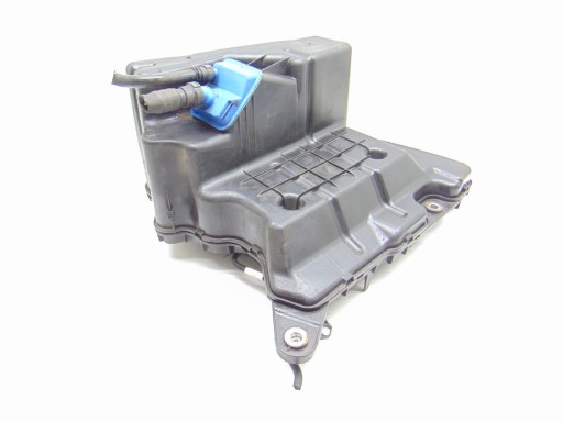 8W0131878AC - Бак насос AdBlue AUDI A4 B9 A5 8W 8W0131878AC