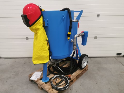 НАБІР ДЛЯ ПІСКОСТРУМИННОЇ ОЧИСТКИ НОВИЙ ПІСКОСТРУЙНИЙ АПАРАТ 200 Л + АКСЕСУАРИ