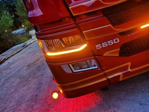 MODUŁ 2 - КОМПЛЕКТ СВЕТОДИОДНЫХ МОДУЛЕЙ ДХО ДЛЯ ФАР SCANIA R/S 2016, ОРАНЖЕВЫЙ