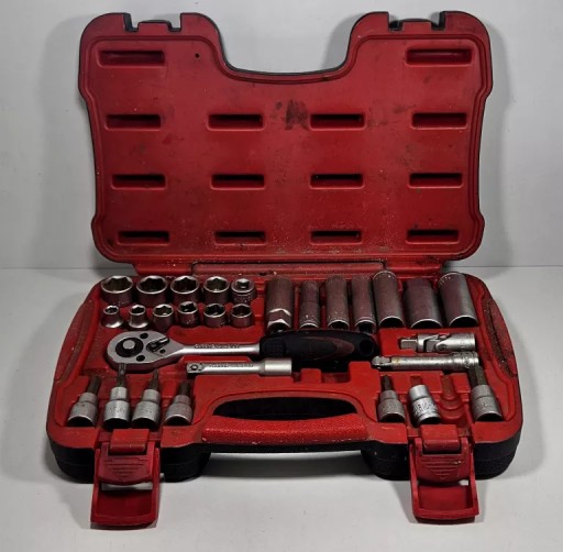 НАБІР ІНСТРУМЕНТІВ BOTTARI 30 ОД