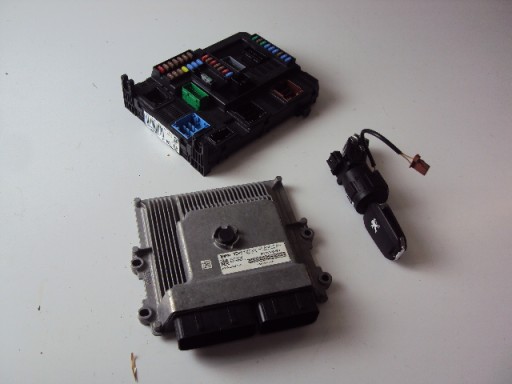 9810858280 - Peugeot 2008 бензиновый стартовый комплект 2016 г.