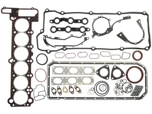 2/35704 - Чехол для заднего бампера OPEL VIVARO 1 01-2014 г.