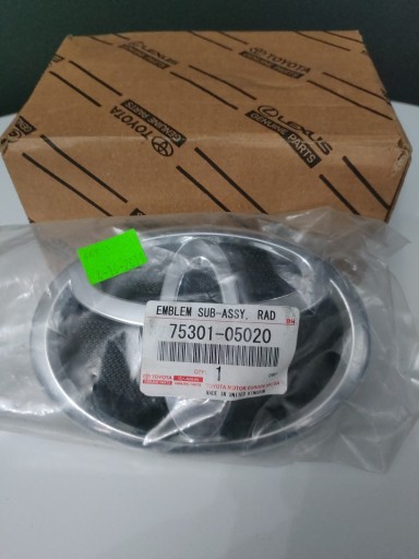 ЗНАК ЭМБЛЕМА ЛОГОТИП TOYOTA AVENSIS T27 09-11R 75312-05030