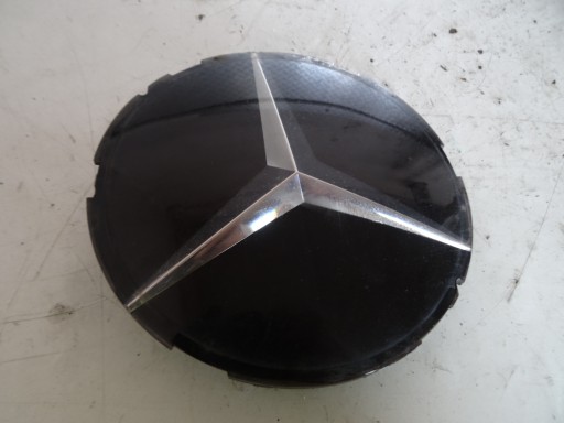 ЭМБЛЕМА MERCEDES W176