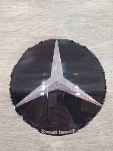 ЗНАК ЛОГОТИП ЭМБЛЕМА MERCEDES A0008880000 С ПОДОГРЕВОМ