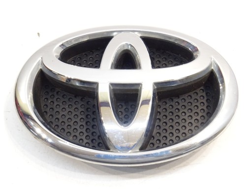 75311-02140 - БЕЙДЖ ЛОГОТИП ЕМБЛЕМА ПЕРЕД TOYOTA YARIS III 2011-