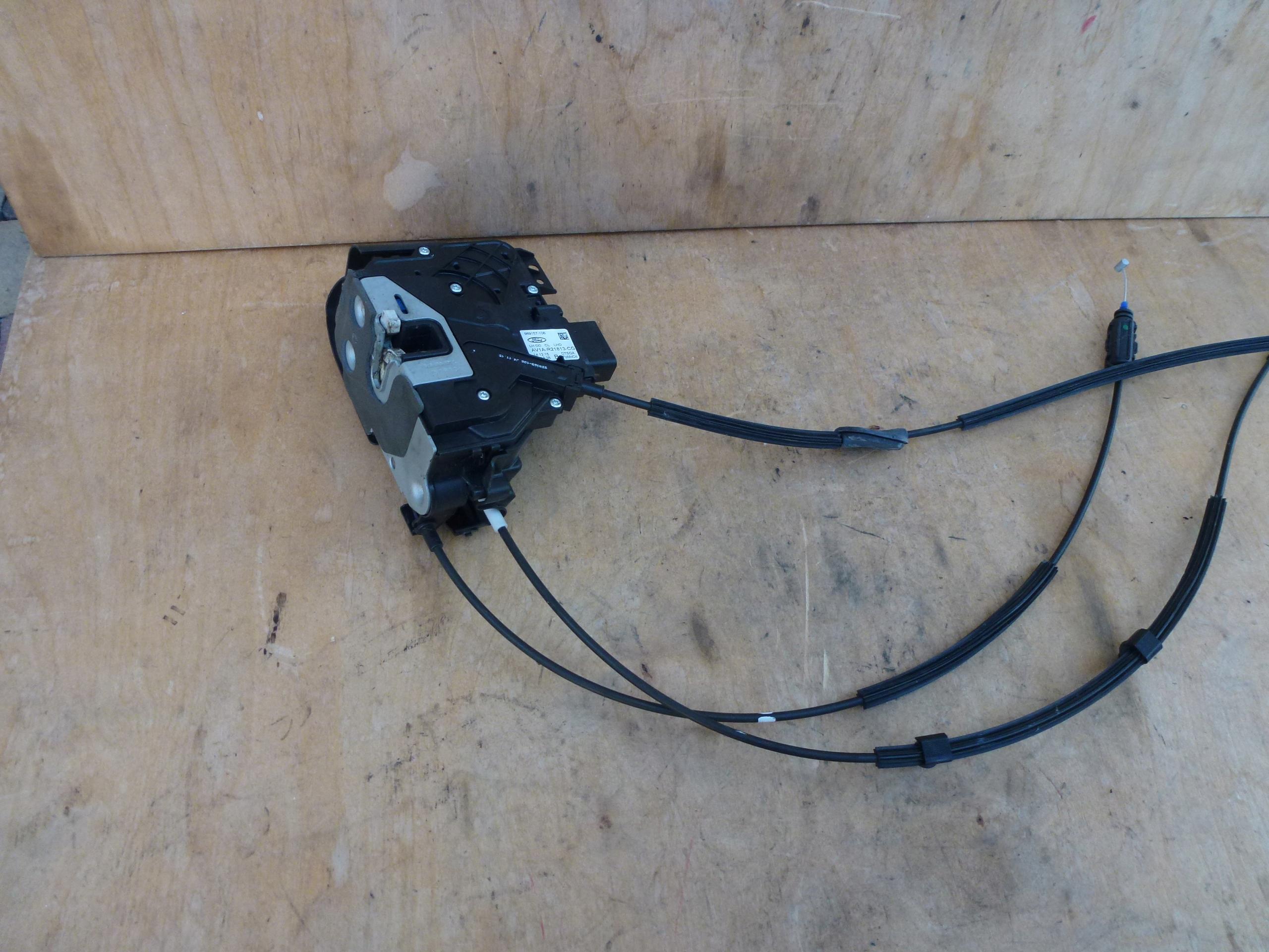 AV1A-R21813-CG - Замок передней левой двери FORD B-MAX