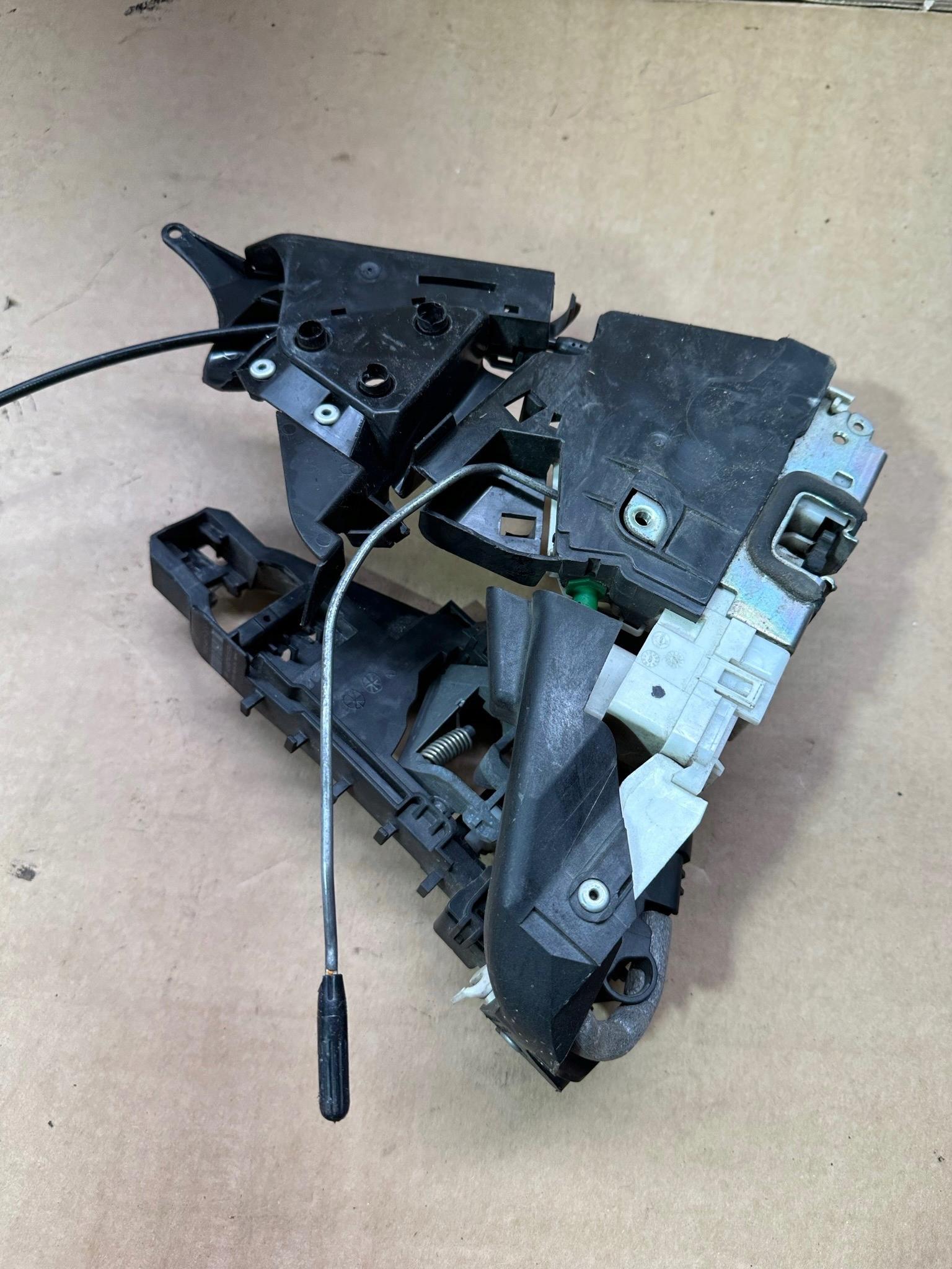 A1697202735, 1697202735 - Замок двери левый передний Mercedes A Class W169