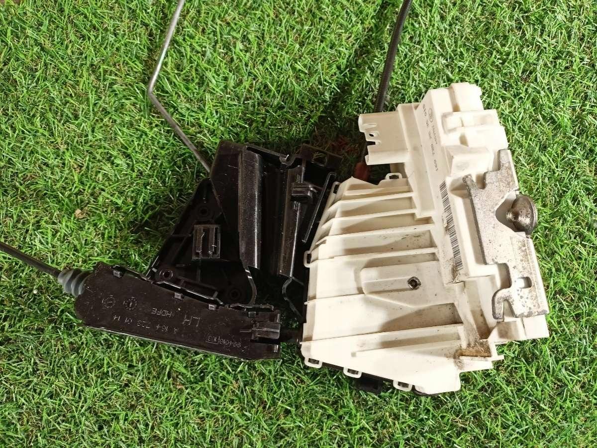 1697202535Q15 - Замок двери левый передний Mercedes ML W164 r2010