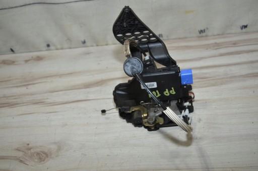 3D1837016 - Замок передньої правої двері VW Touareg 7L 03r