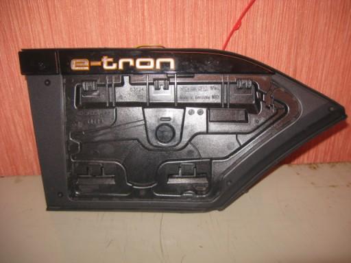 4KE810002A - Зарядний Пристрій Audi E-Tron