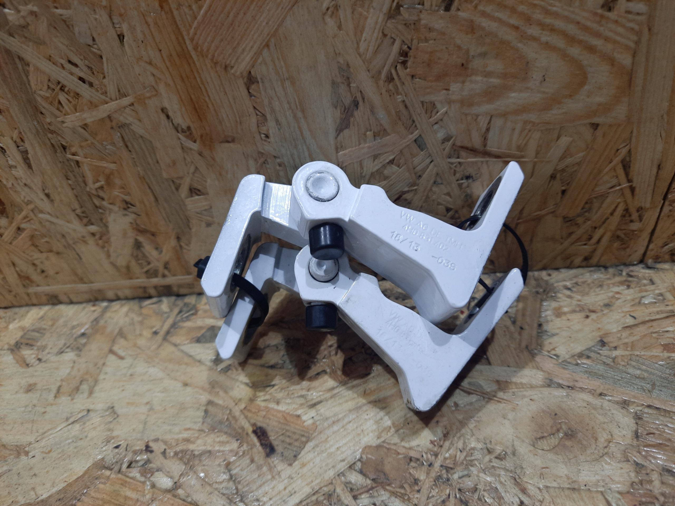 Петля двери правая задняя AUDI A8 D4 LY9C комплект PT