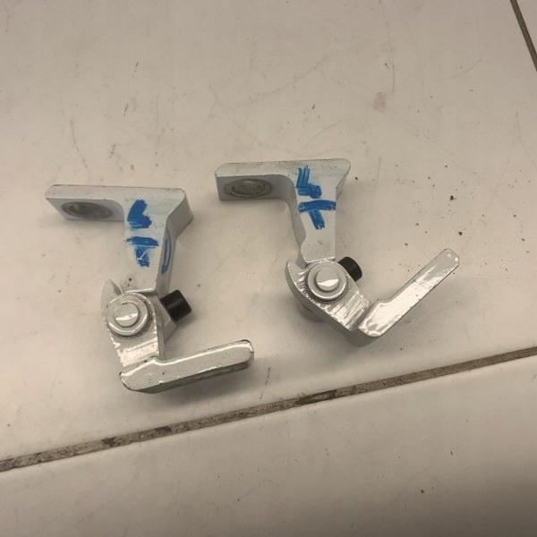 Петля двері ліва задня верхня нижня VW GOLF VII 5G 18R