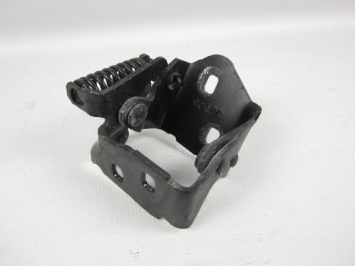 Петля двери правая Corvette C6 20982041