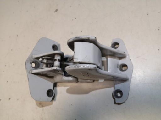 Петля двери правая задняя нижняя Renault Trafic III 3