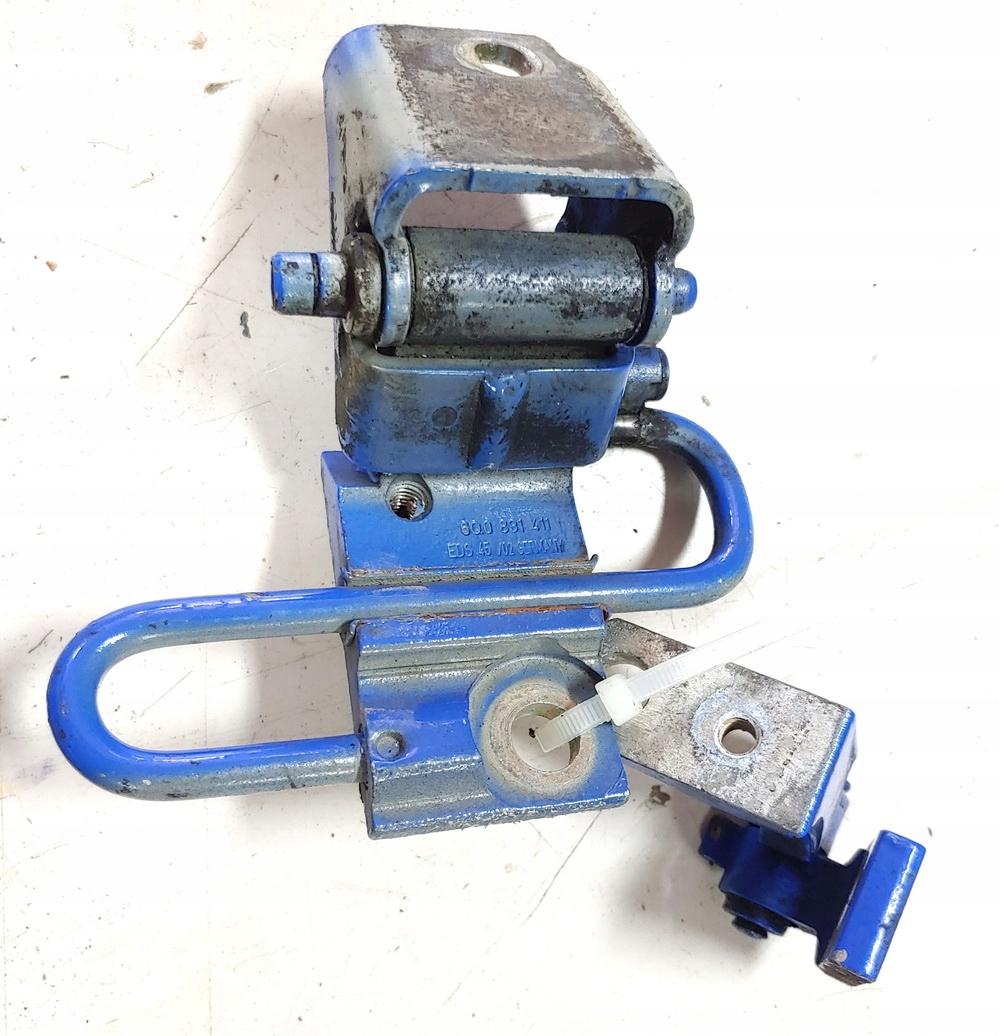 6Q0831411 - Петля и ограничитель двери Vw Polo 9N 02-08R L