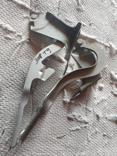 Петля капота Пежо 308 Т9