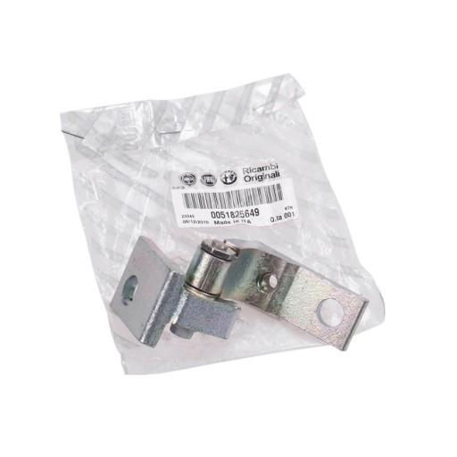 51825649 - Передняя нижняя левая петля Alfa Mito Fiat 500