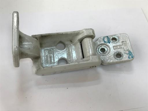 A9067400737 - Задня нижня петля Mercedes Sprinter OE 9067400737