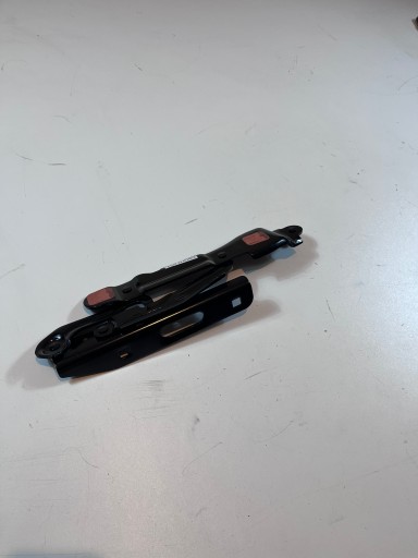 84646653 - Петля багажника задней двери CHEVROLET CORVETTE C8