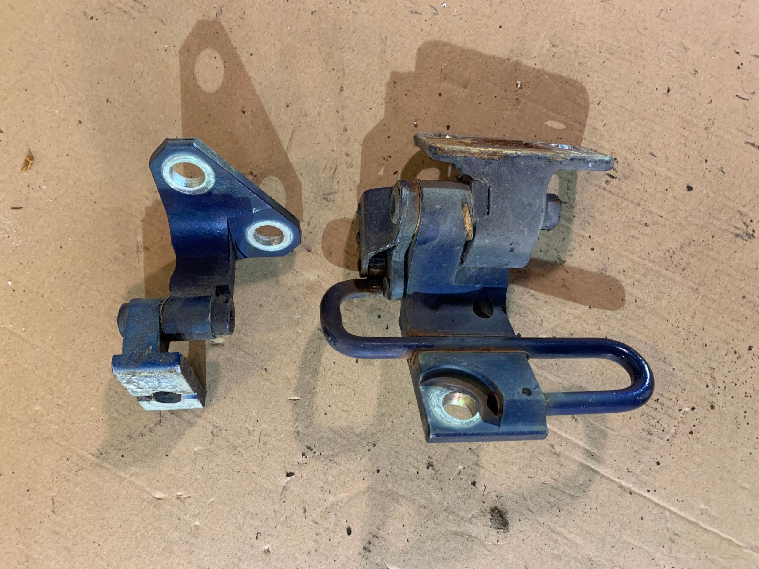 3C0 - Петля дверные петли правая передняя vw passat B6 LD5Q