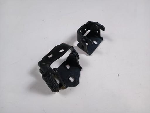 J2302 - Петля петлі правої двері Chevrolet Corvette C5