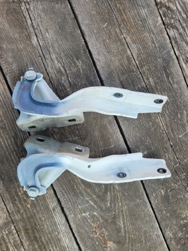 Петли капота Jeep Renegade