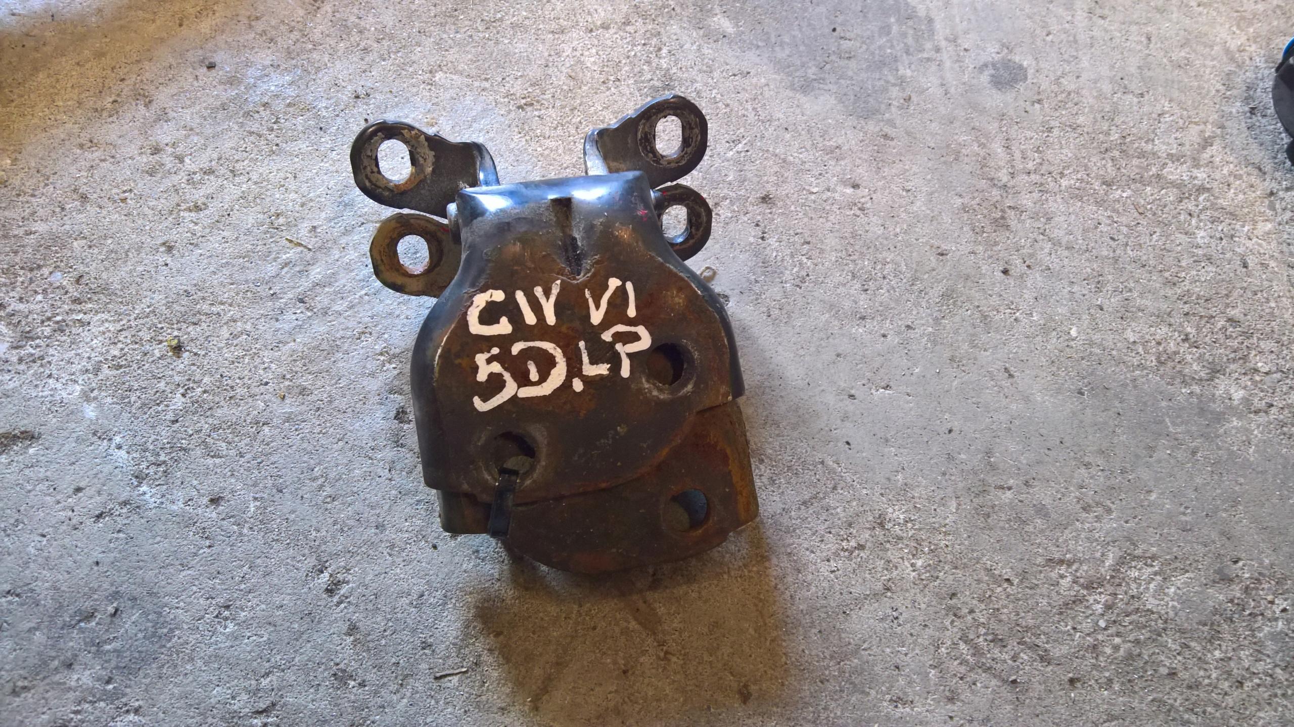 Петлі лівої передньої двері Honda CIVIC VI 5D 95-01