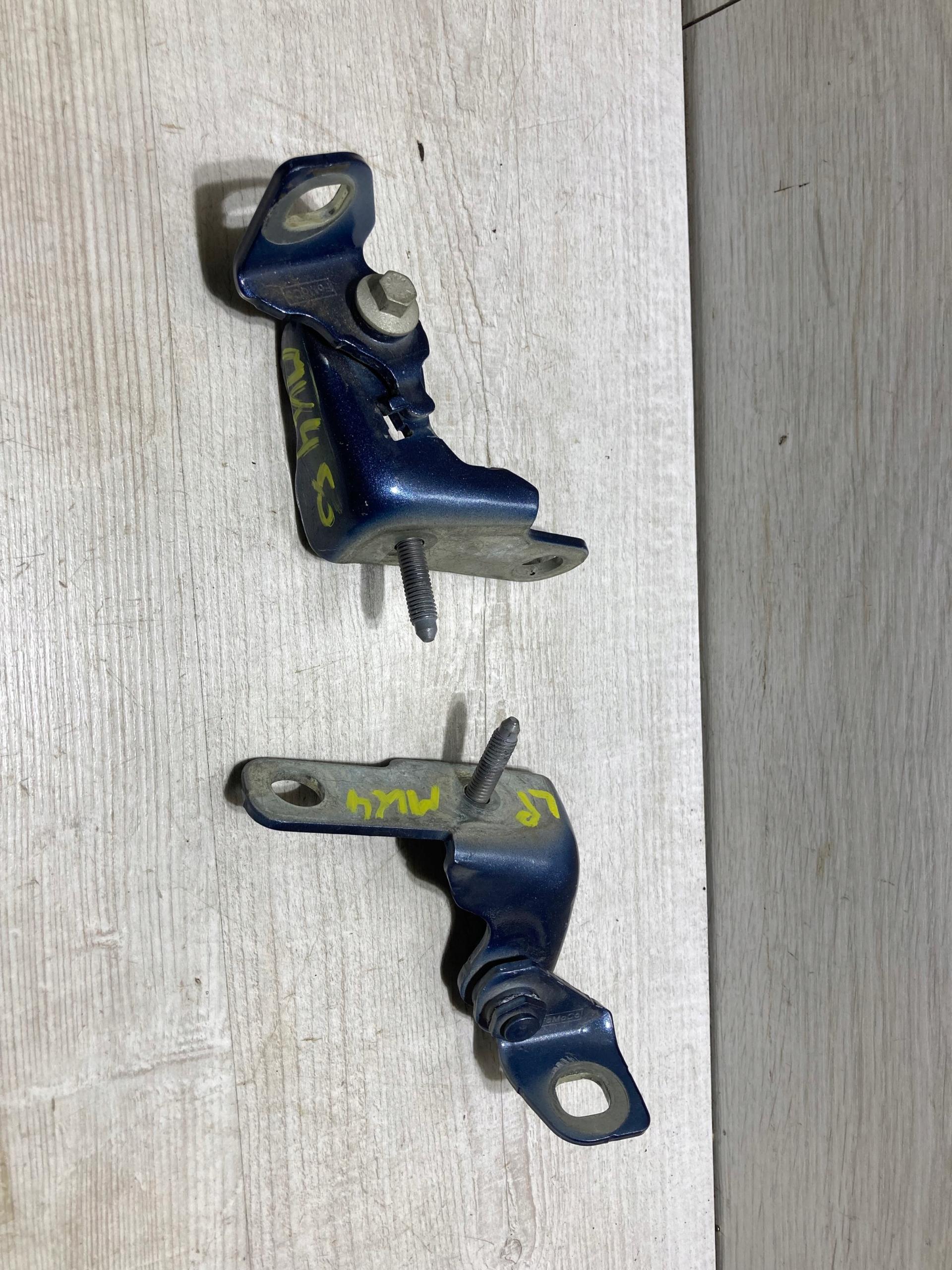 HMB-A22801-AU - Дверные петли левый передний HMB-A Ford Focus Mk4 21r