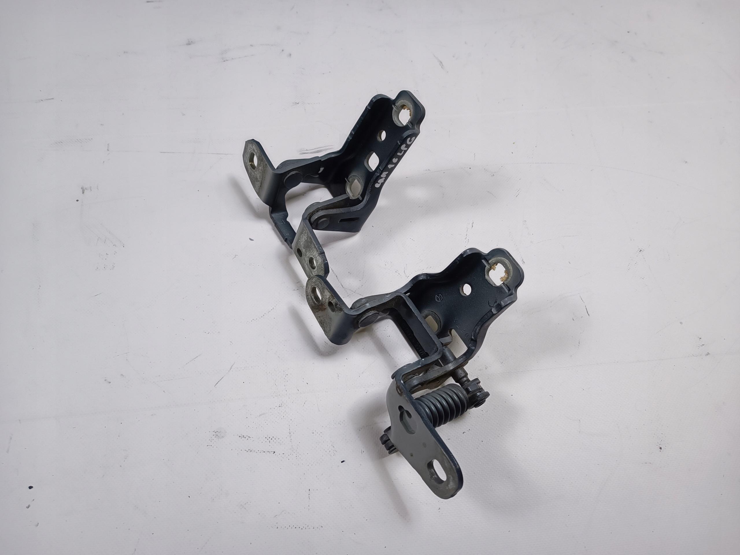 68058515AA 68058519AC - Дверні петлі ліва передня петля Dodge RAM 09-18