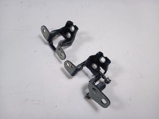 68058523AA 68058533AD - Петлі петлі двері лівий задній Dodge RAM 09-18