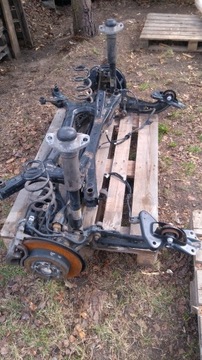 Задняя подвеска Toyota Chri