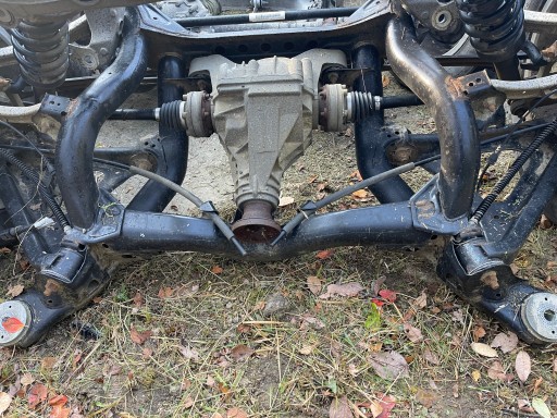 4M040545553 - Задняя подвеска audi q7 7l0 4motion 3.0tdi задняя часть