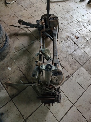 Задня підвіска grand c-max