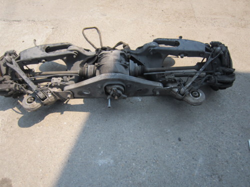 Mercedes e -клас -задня підвіска в 211 2.7 cdi