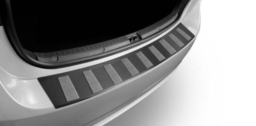 Бампер TRAPEZ BMW 7 series F01 Sedan 4 2008-2015 - Satin Black&White