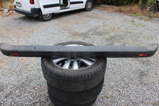 Задній бампер Trafic III Vivaro B