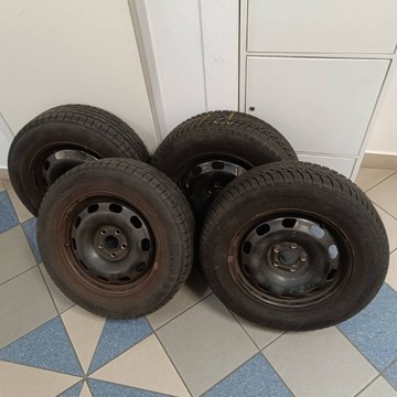 Комплект 5 зимових шин + ковпаки