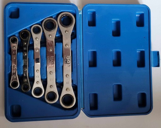 Набір накидних ключів із тріскачкою 5 шт. BGS