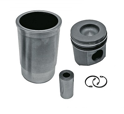 RE15597 AR92479 - Ремкомплект поршень, гильза, кольца RE15600